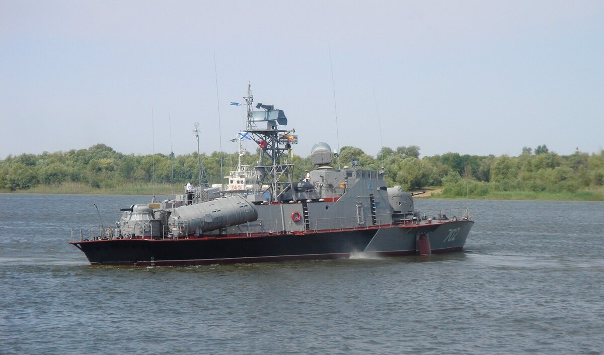 Ракетный катер Р-30 «Будённовск» проекта 206МР. Утилизирован в 2019 году